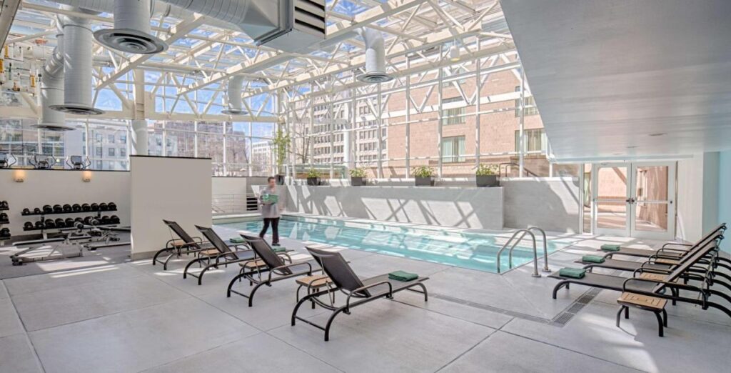 indoor pool at DC hotel Hyatt Regency Washington on Capitol Hill