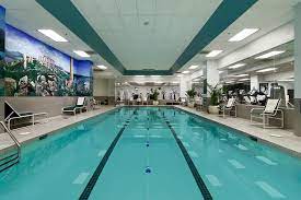 indoor pool at DC hotel Fairmont 
